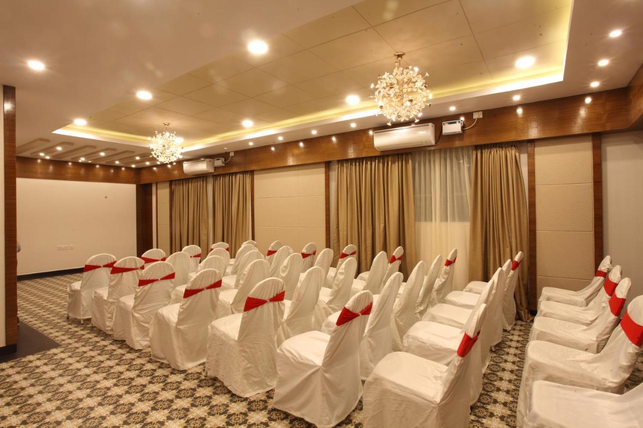 Hotel Crimson Lotus 3*