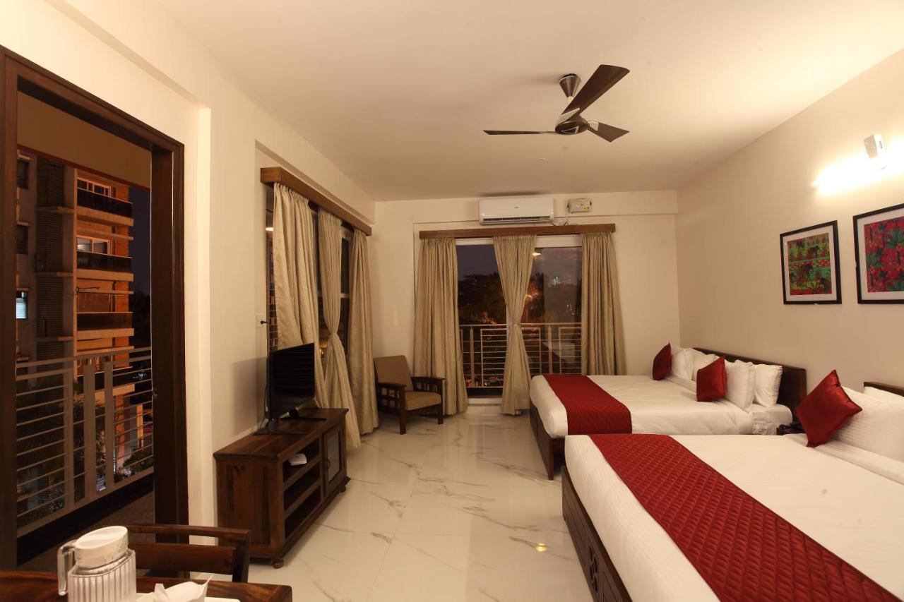 Hotel Crimson Lotus Bangalore