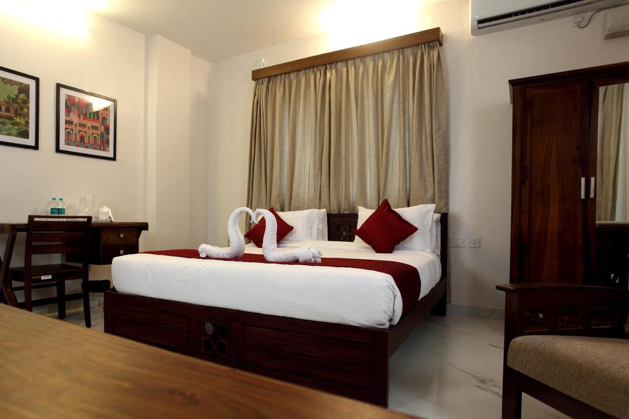 Hotel Crimson Lotus 3*