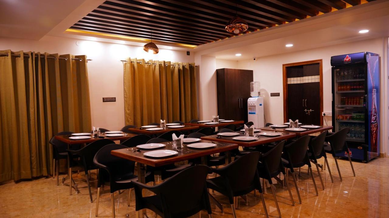 Hotel The Ventura Grand Bangalore