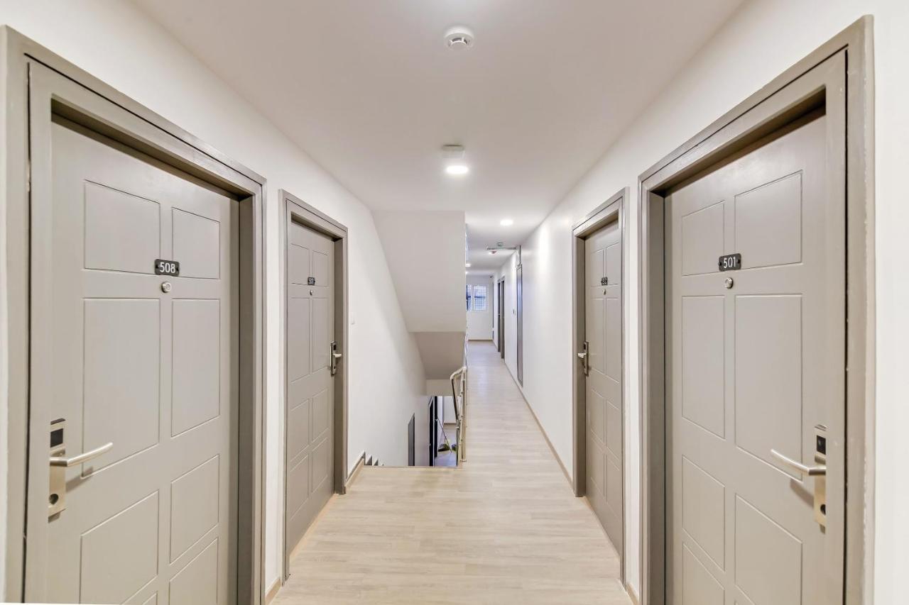 Oyo Townhouse 88 Manyata Lake View Hotel 3*