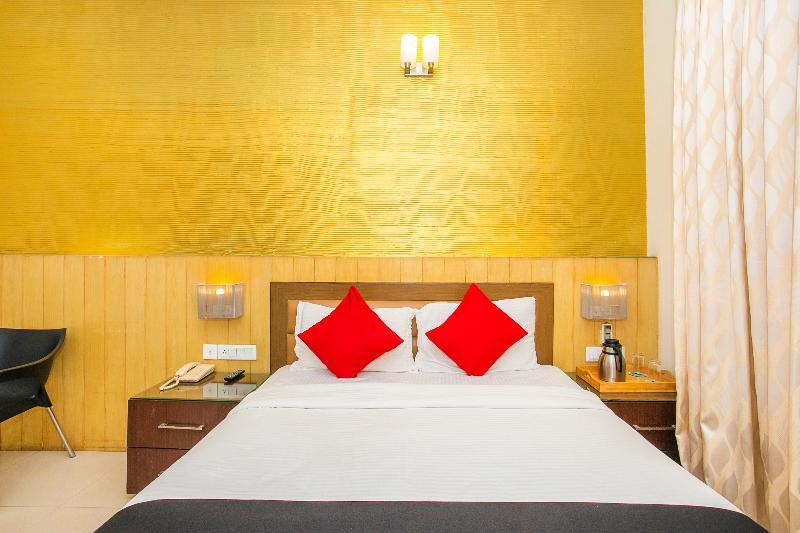 Hotel Sandesh Kingston Bangalore