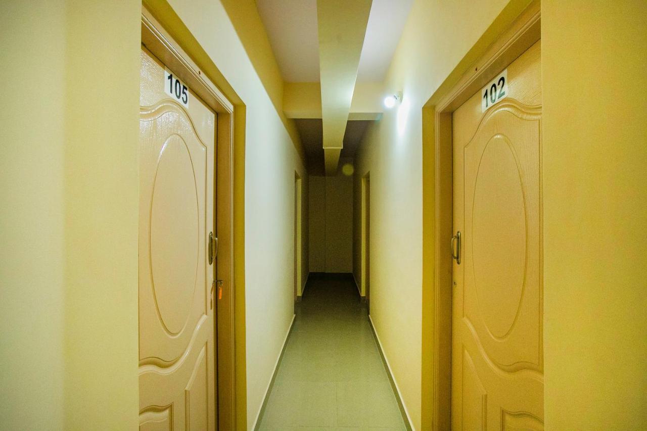 Oyo 25032 Seven Hills Guestline Bangalore