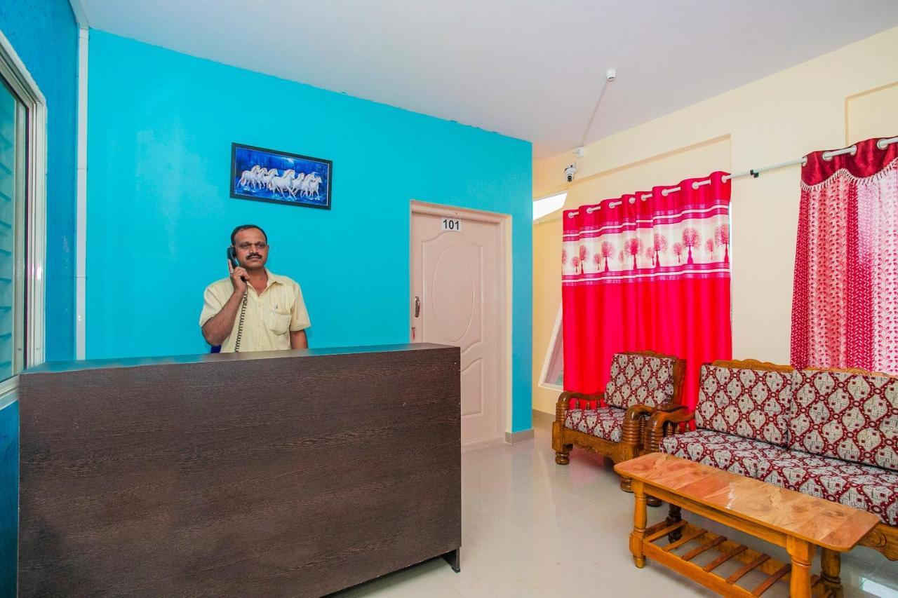Oyo 25032 Seven Hills Guestline Hotel 3*
