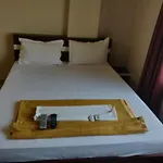 Parkwood Executive Rooms Inn