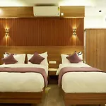 Vovo Premier Hotel