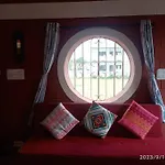 Nandi Kuteera