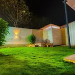 Picnic For All With Private Heated Pool & Bbq