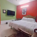 Amazistay Offers Posh Room For Two With Private Balcony & Bathroom & Tv, Traveller, With Shared Jacuzzi Paid Access Near Brigade Senate