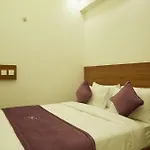 Vovo Premier Hotel