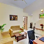 The Apple Tree Apart Hotel