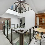 Lagoon Luxe Pool Villa