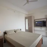 Homeslice Manor, Premium Apartment In Whitefield