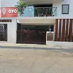 Oyo 2132 Apartment Aditya Residency