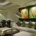 Davanam Sarovar Portico Suites