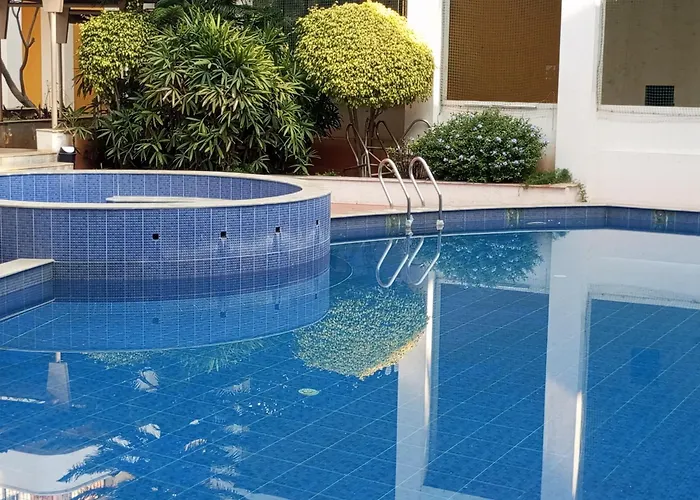 Amazistay Offers Posh Room For Two With Private Balcony & Bathroom & Tv, Traveller, With Shared Jacuzzi Paid Access Near Brigade Senate