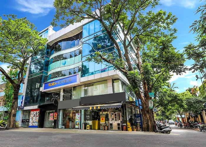 Fabhotel Crown Heights - Nr Koramangala Club