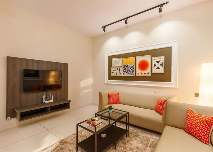 Bluo 2Bhk Koramangala - Kitchen, Lift, Parking