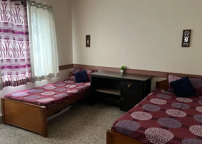 Budget 2 Bhk Near Palace Ground