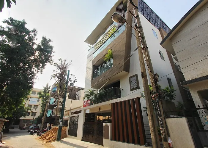 Oyo 2132 Apartment Aditya Residency
