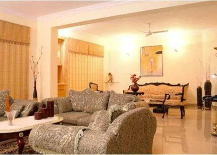Chalet Diamond Service Apartment