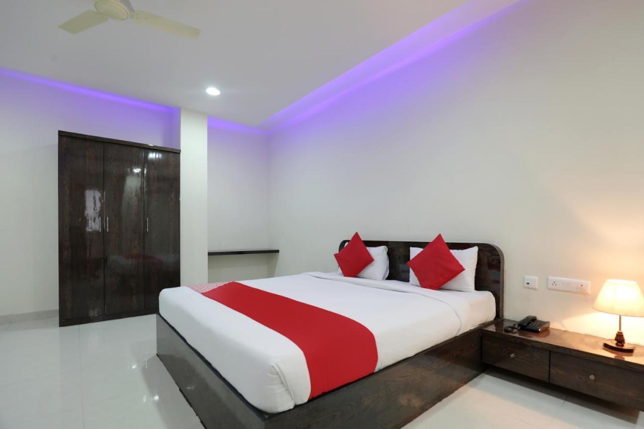 Oyo Flagship 15444 Manasa Electronic City Hotel