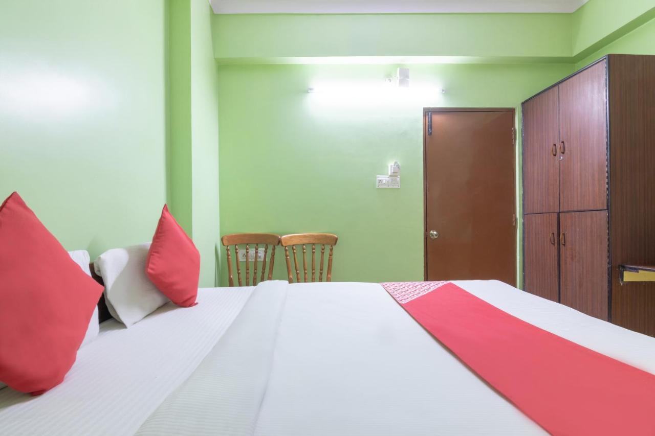 Hotel Oyo 12024 Sree Nandanam Residency Bangalore