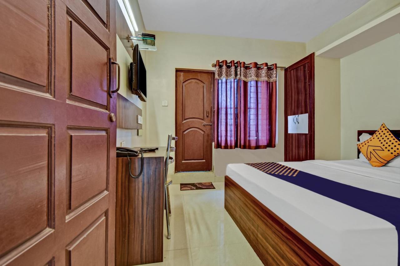 Parkwood Executive Hotel