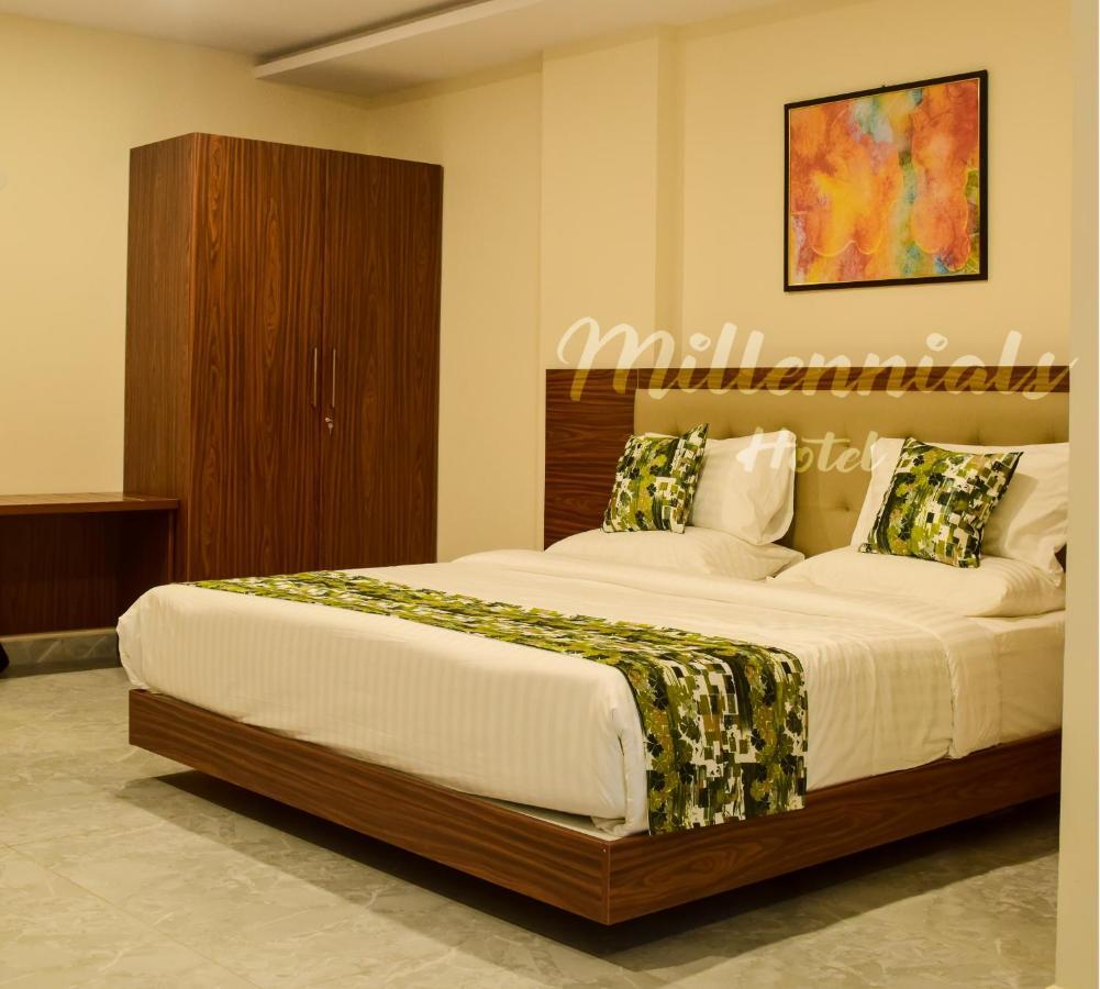 Love hotel Pph Living Millennials Jigani *