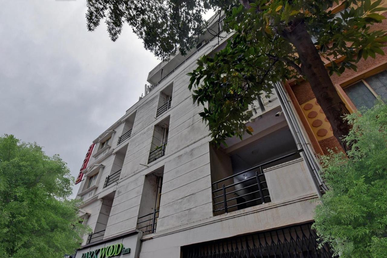 Hotel Parkwood Executive 2*