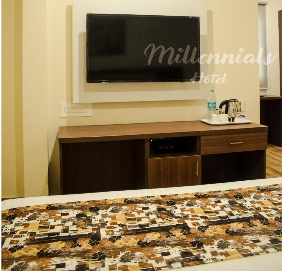 Pph Living Millennials Jigani Love hotel