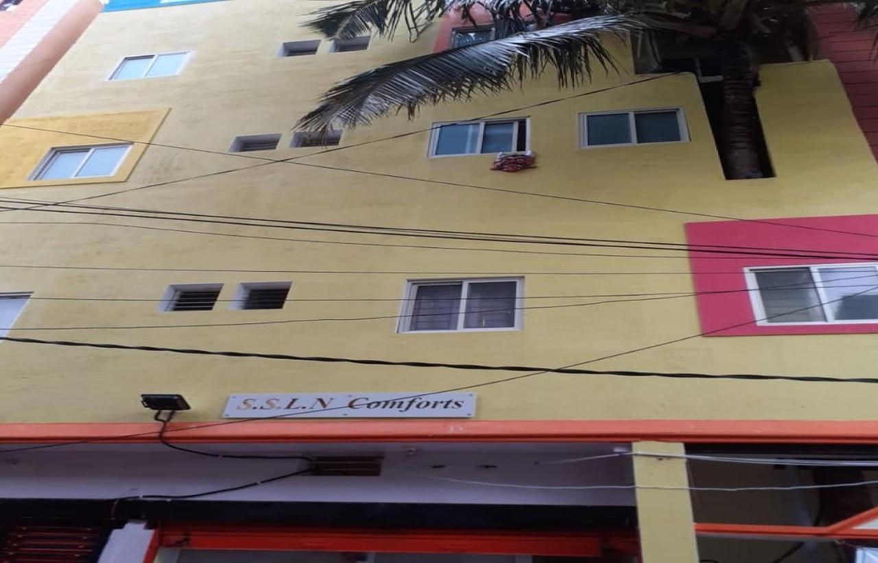 S.s.l.n Comforts Hotel cápsula