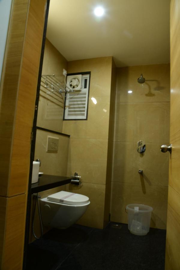U T Elite Hotel Bangalore