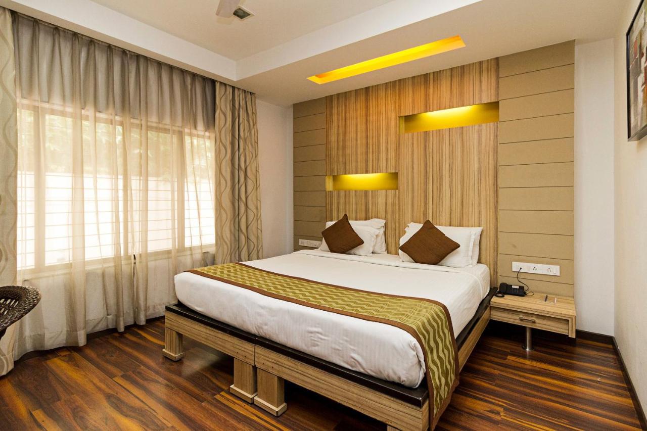 Hotel Centre Residency