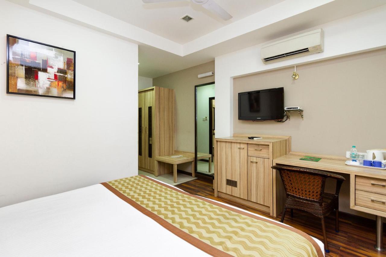 Hotel Centre Residency