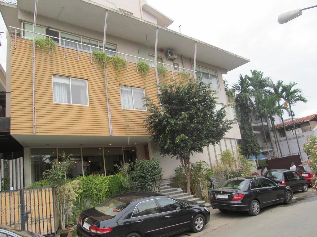 Shilton Aparthotel