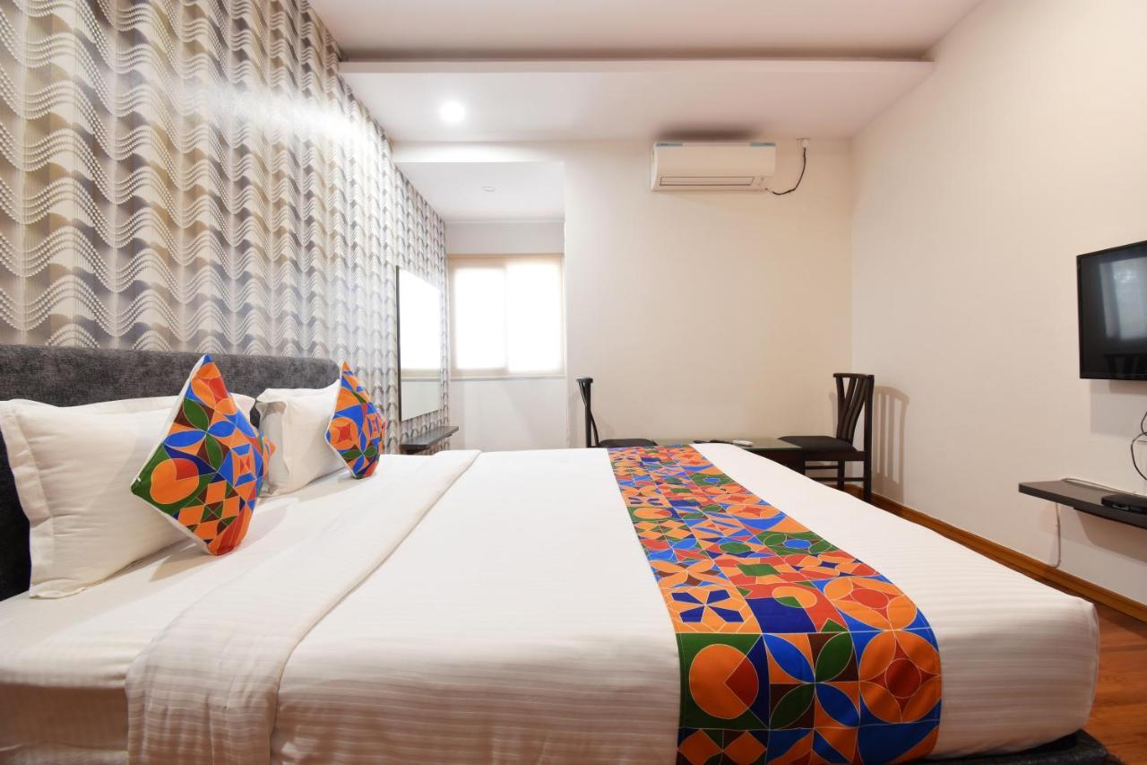 Hotel Fabhotel Dhanvitha
