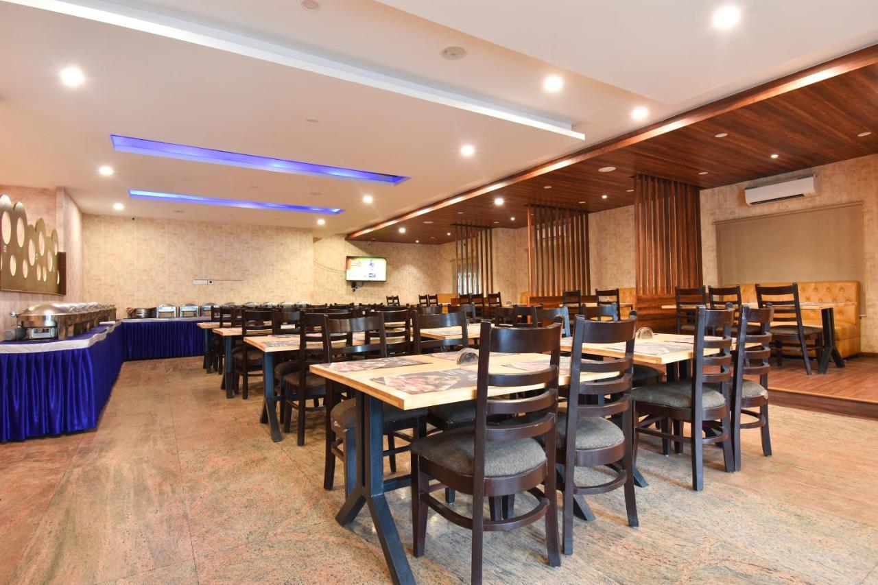 Fabhotel Dhanvitha Bangalore