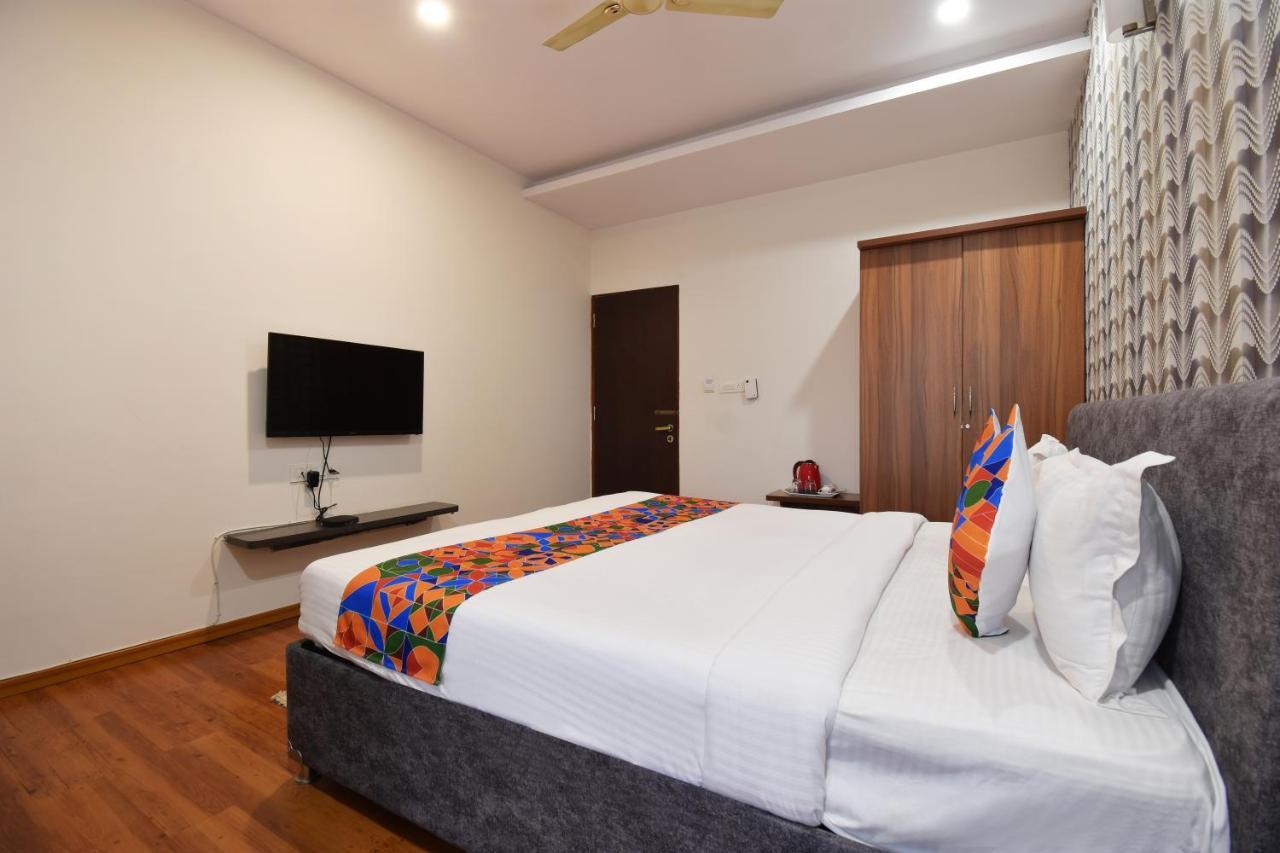 Fabhotel Dhanvitha Bangalore