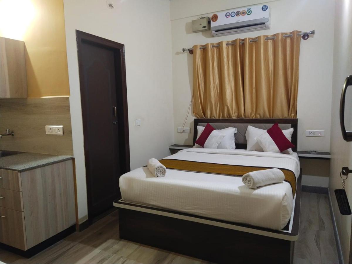 Hotel Sm Comforts Hsr Layout Bangalore