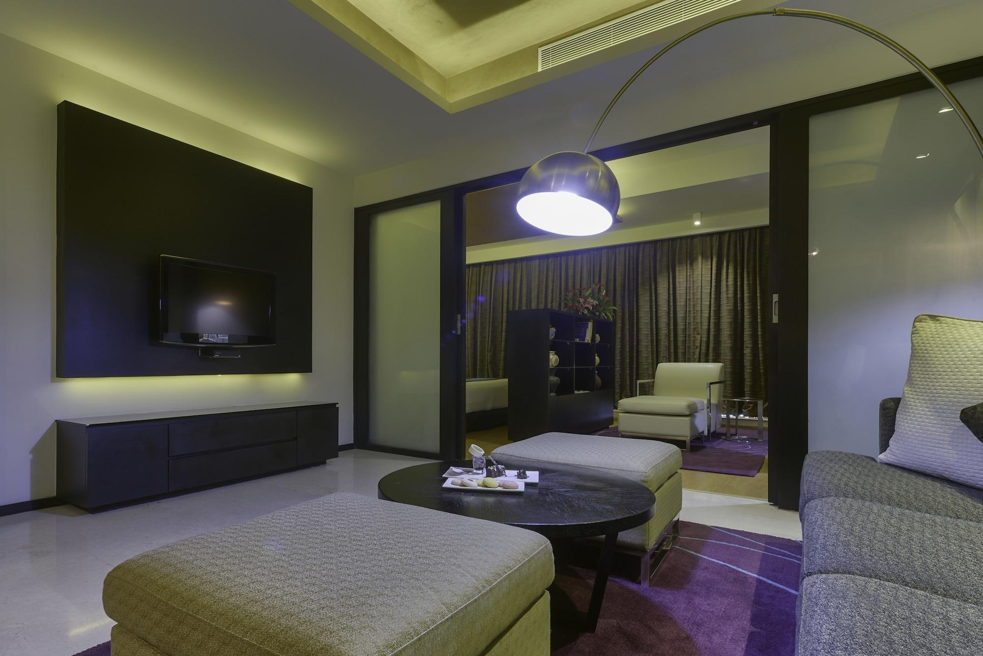 Davanam Sarovar Portico Hotel 4*