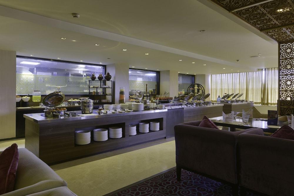 Davanam Sarovar Portico 4*