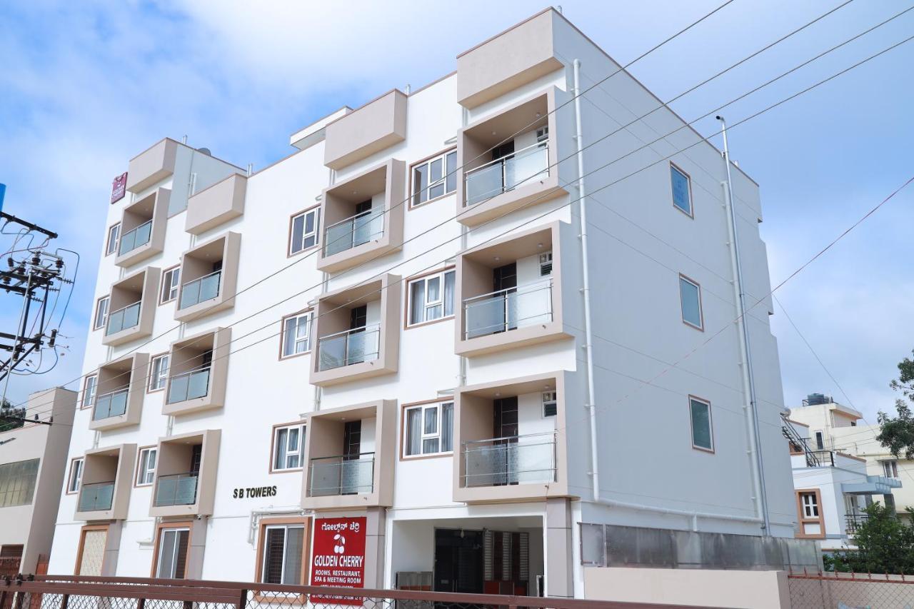 Hotel Golden Cherry
