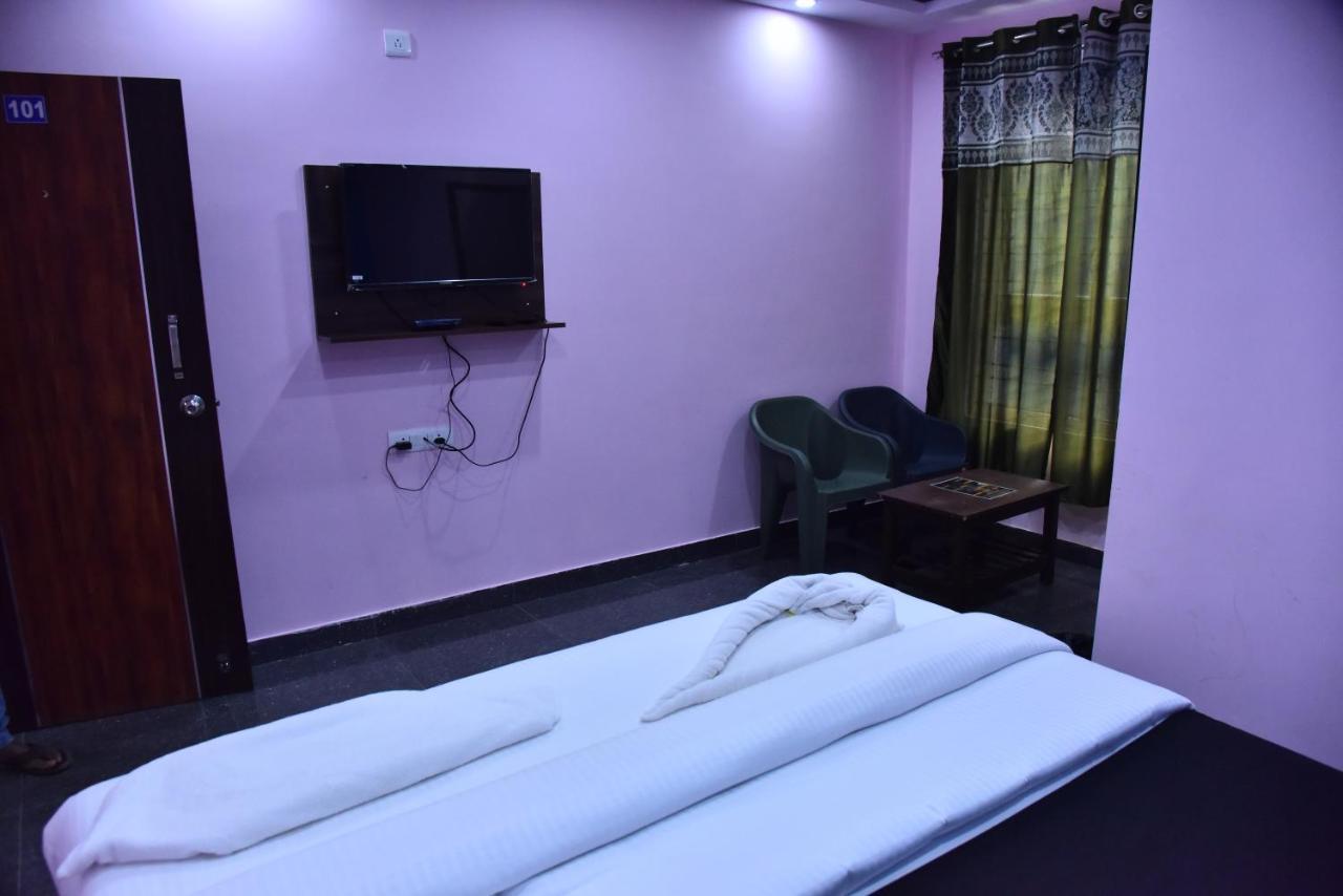 Hotel Grand Meridian Bangalore