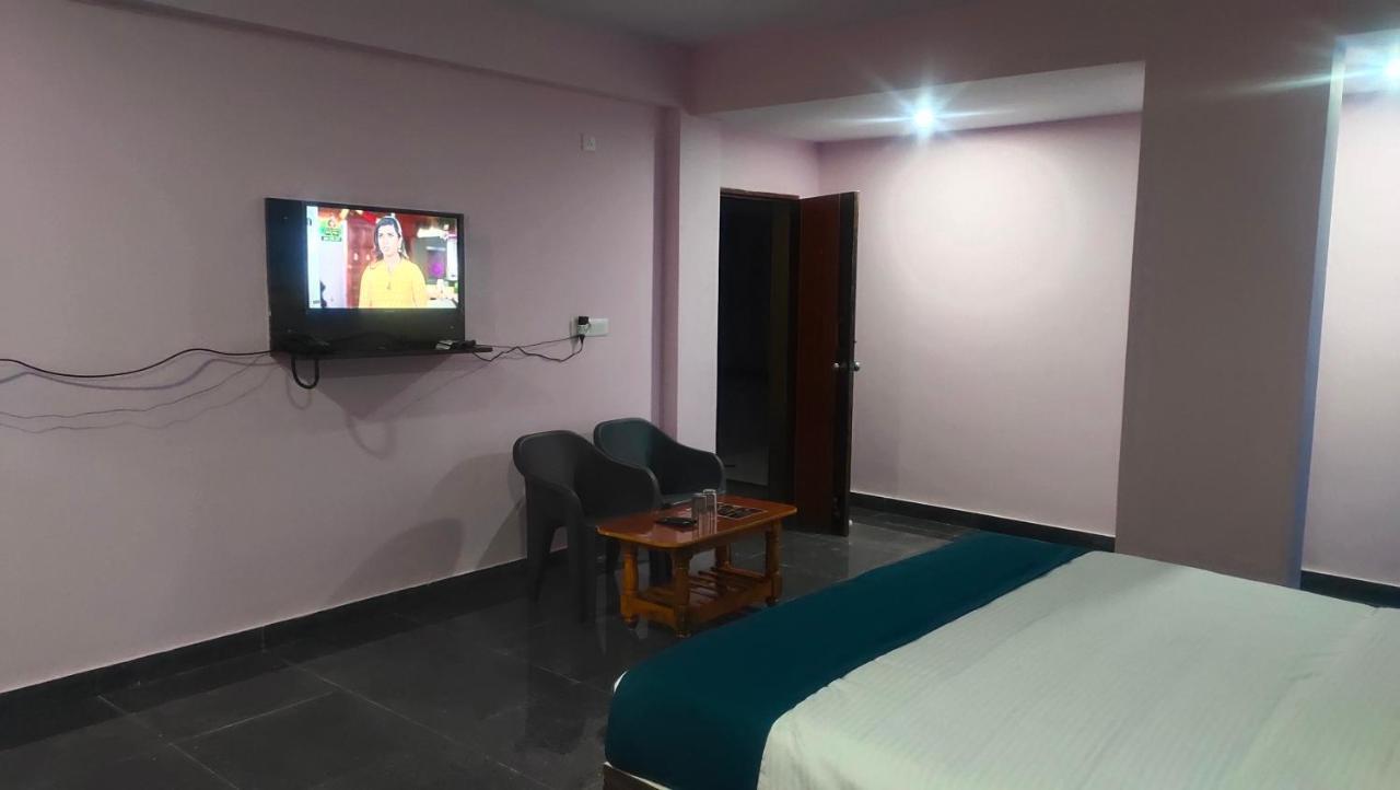 Grand Meridian Hotel Bangalore