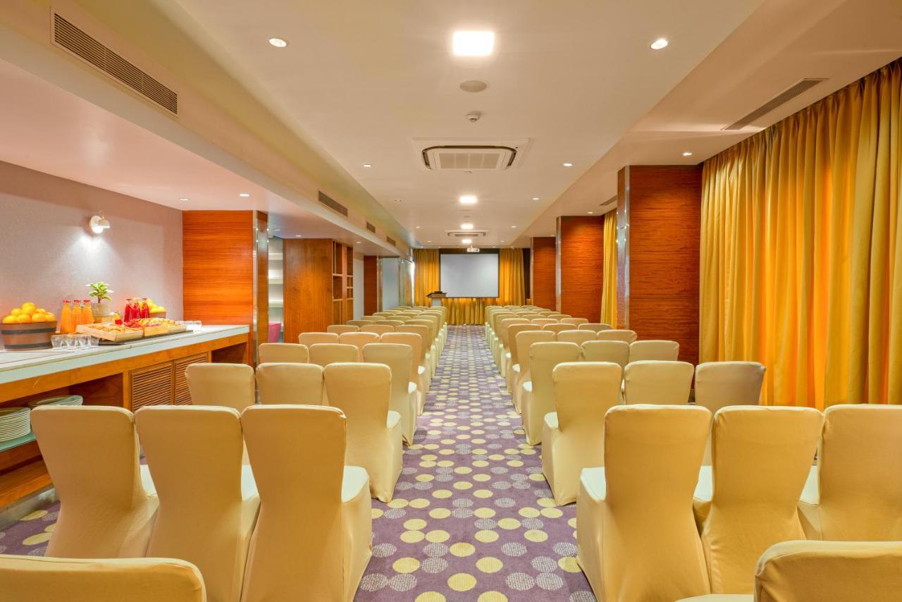 Novotel Outer Ring Road Hotel 5*