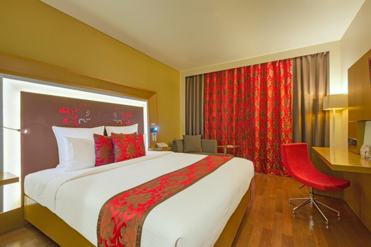 Novotel Outer Ring Road 5* Bangalore
