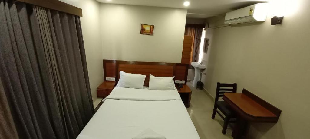 Parkwood Executive Hotel