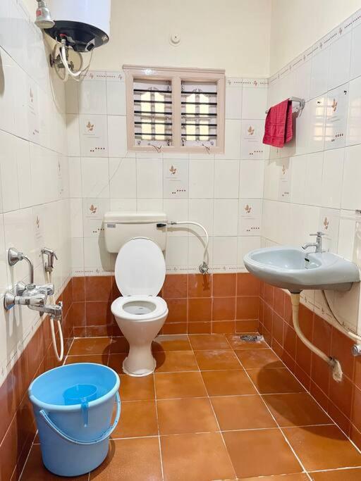 2 - Bedroom With Balcony Beautiful View. * Bangalore