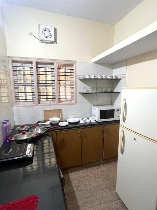 2 - Bedroom With Balcony Beautiful View. Apartment Bangalore
